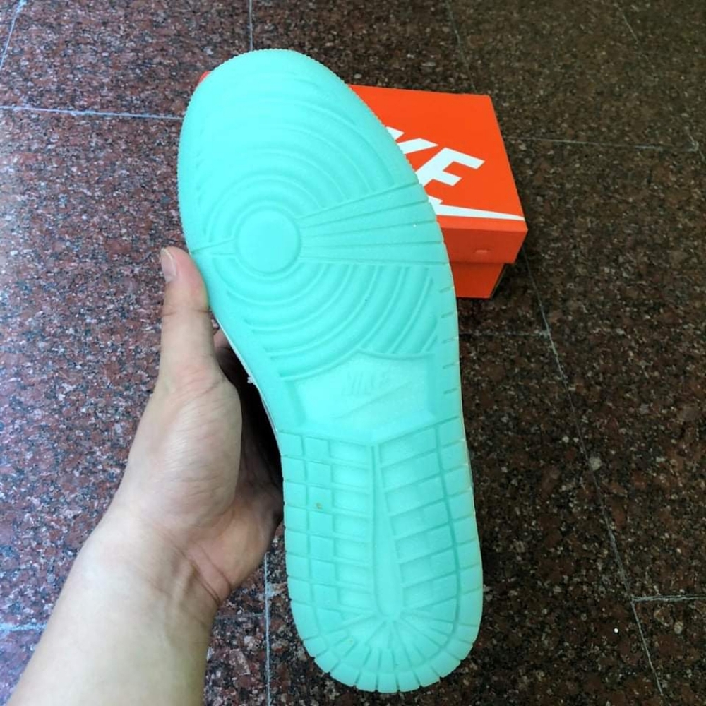 nike air Jordan - Picture 2 of 4